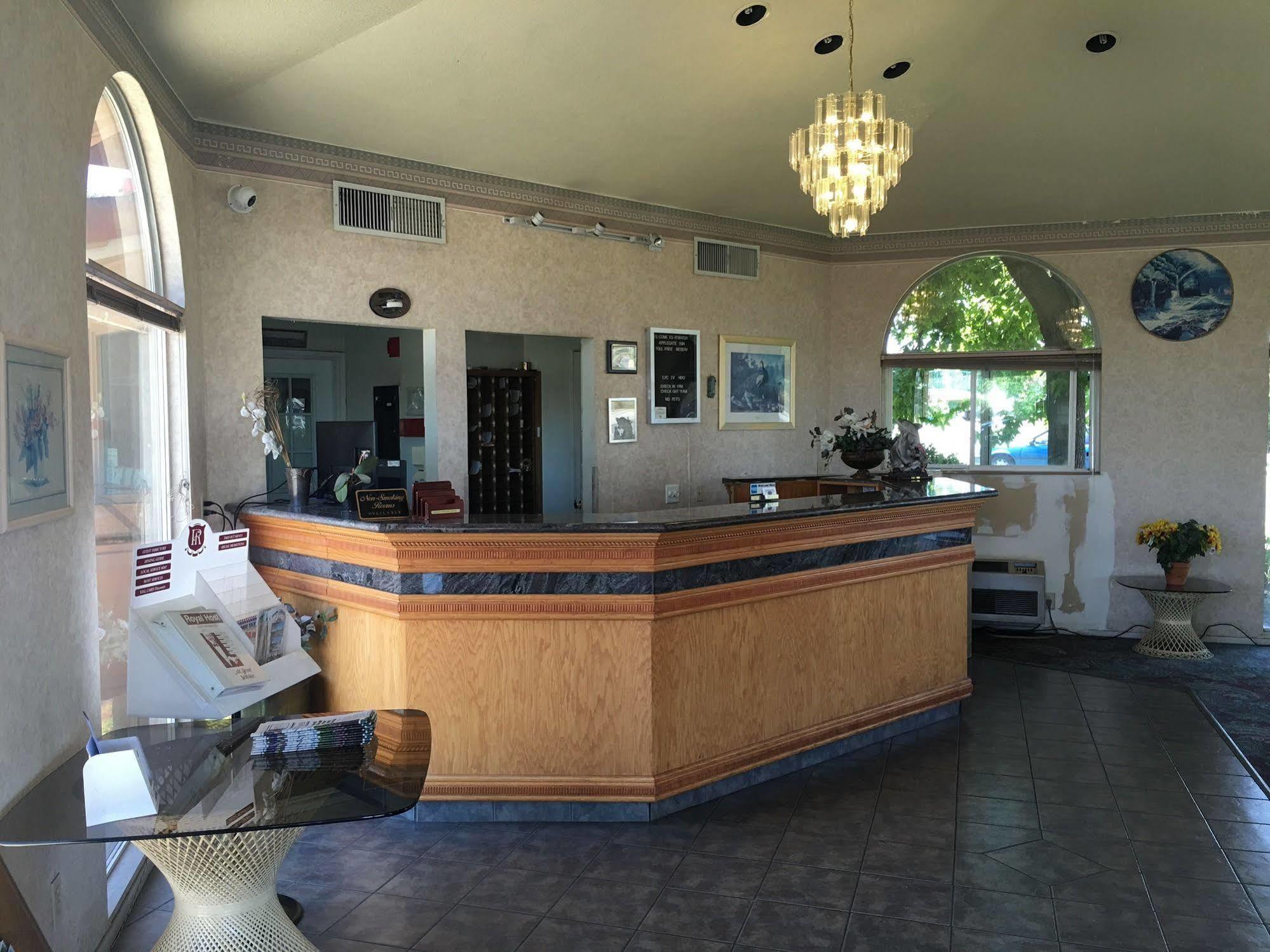 Applegate Inn Atwater Exterior photo